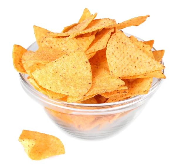 Leckere Kartoffelchips in transparenter Schüssel isoliert auf weiß — Stockfoto