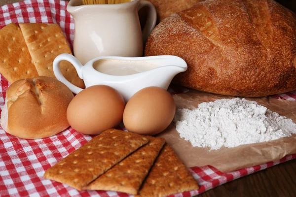 Schmackhafte Mehlprodukte aus nächster Nähe — Stockfoto