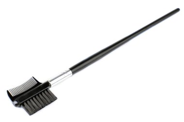 Beyaz üzerine izole edilmiş kozmetik fırça