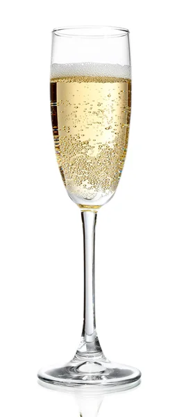 Glas champagne, geïsoleerd op wit — Stockfoto