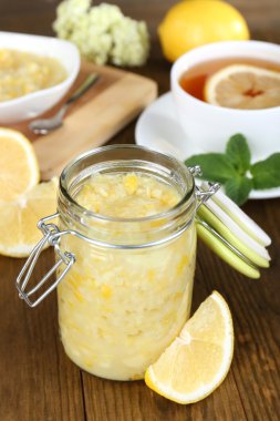 çay tablo yakın çekim olarak reçel lezzetli limon