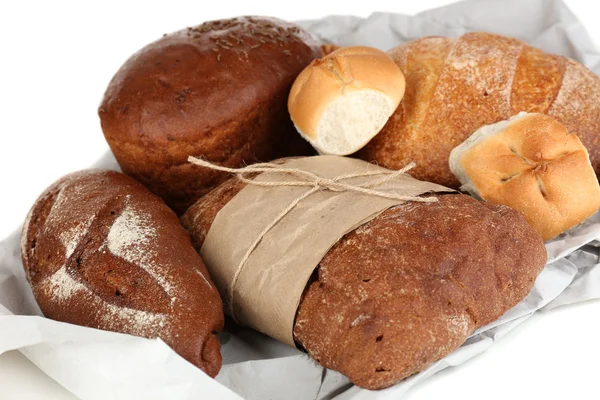 Различные виды хлеба вблизи — стоковое фото