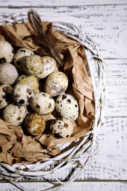 ahşap masa güzel Paskalya kompozisyonu