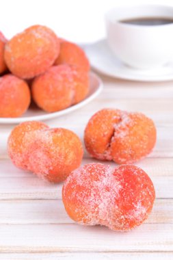 lezzetli kurabiyeler şeftali üzerinde tablo yakın çekim