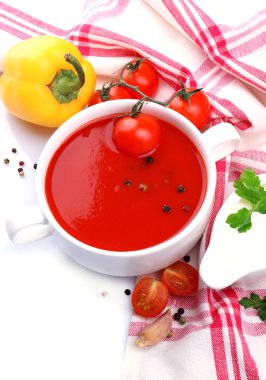 domates çorba ve sebze, üzerinde beyaz izole