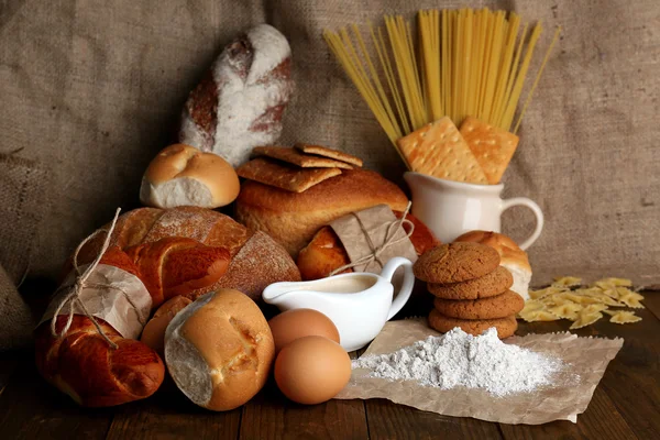 Schmackhafte Mehlprodukte aus nächster Nähe — Stockfoto