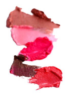 çeşitli ruj koleksiyonu sürülür, üzerinde beyaz izole