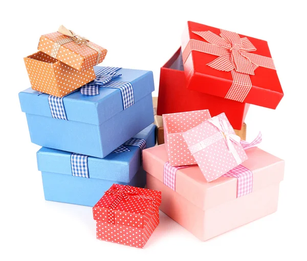 Cajas de regalo aisladas en blanco — Foto de Stock