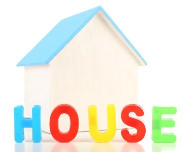 beyaz izole küçük ahşap ev