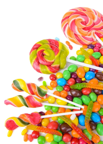 Diferentes caramelos de frutas de colores de cerca — Foto de Stock