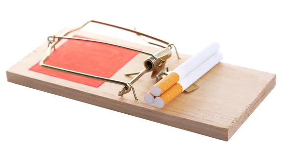 Trappola per topi con sigaretta, isolata su bianco — Foto Stock