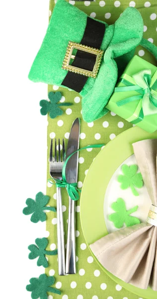 Table setting for St Patricks Day with white background — Stock Photo, Image