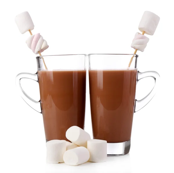 Cioccolata calda con marshmallow, isolata su bianco — Foto Stock