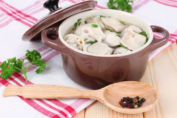 Meat dumplings - russian boiled pelmeni close up — Stock Photo, Image