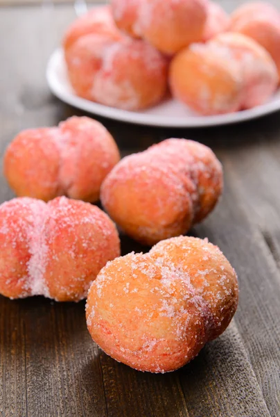 Delicious cookies peaches on table close-up — Stock Photo, Image