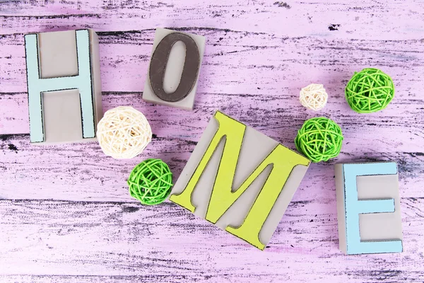 Samenstelling met decoratieve letters op houten achtergrond — Stockfoto