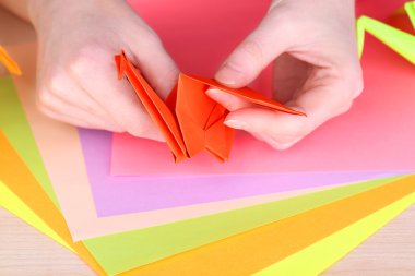 Origami turna, yapım el yakın çekim