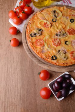 lezzetli pizza üzerinde tablo yakın çekim