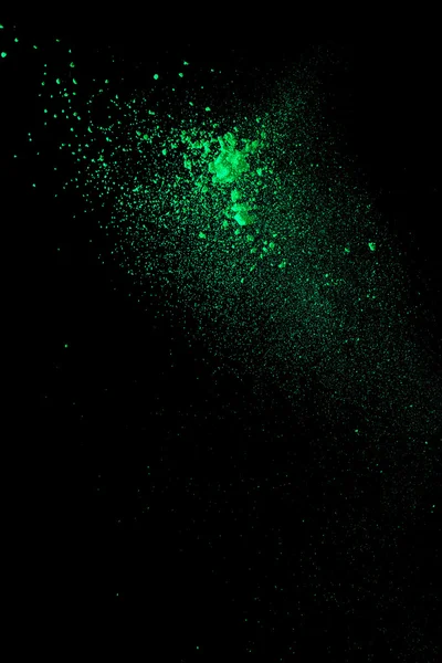 Farinha sobre fundo verde escuro — Fotografia de Stock