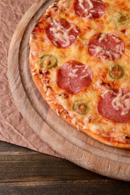 lezzetli pizza üzerinde tablo yakın çekim