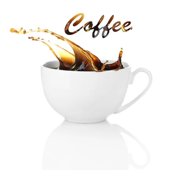 Kopje koffie met splash, geïsoleerd op wit — Stockfoto