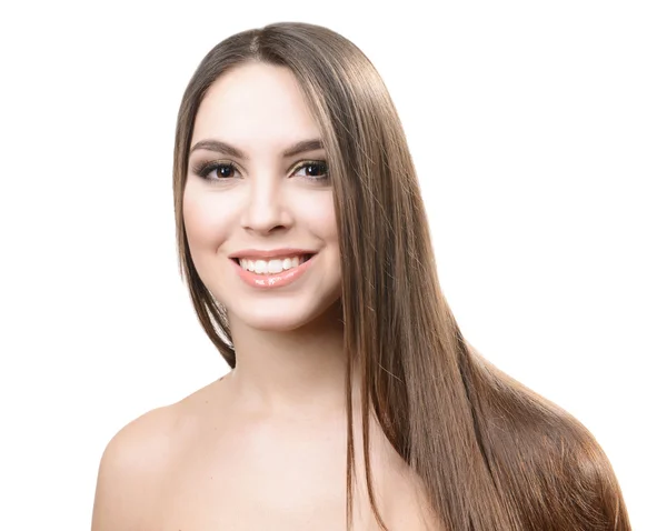 Όμορφη νεαρή γυναίκα με μακριά μαλλιά που απομονώνονται σε λευκό — Φωτογραφία Αρχείου