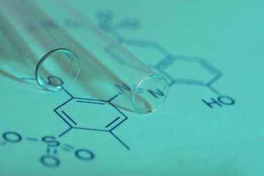 testen van buizen en reactie formule, close-up