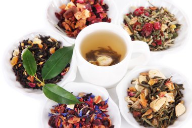 çay aromalı kuru çay kase ile yakın çekim