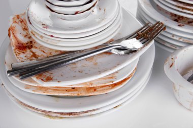 kirli bulaşık yakın çekim