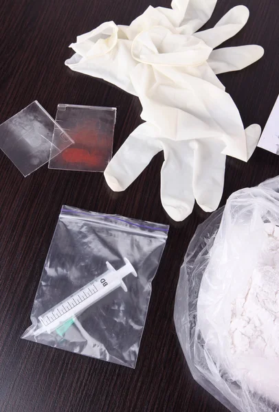 Heroin consignments found of drug control employees — Stock Photo, Image