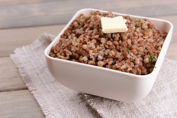 stock image Boiled buckwheat in bowl on table close-up