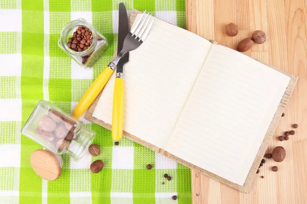 Libro di ricette in bianco su sfondo luminoso — Foto Stock