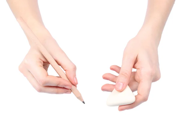 Menschliche Hände mit Bleistift und Radiergummi, isoliert auf weiß — Stockfoto