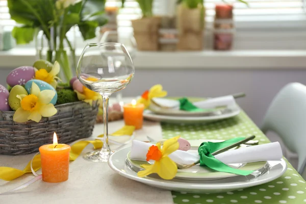 Beautiful holiday Easter table setting — Stock Photo, Image