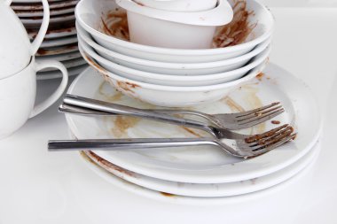 kirli bulaşık yakın çekim