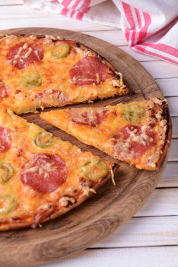 lezzetli pizza üzerinde tablo yakın çekim