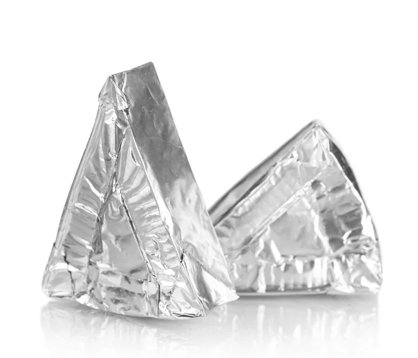 Queso crema en forma de triángulo aislado en blanco —  Fotos de Stock