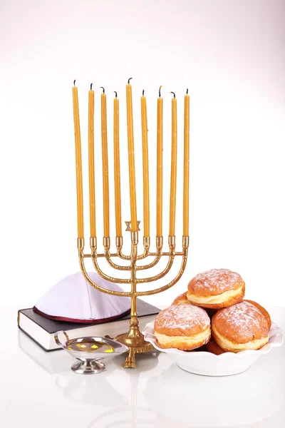 Composición festiva para Hanukkah aislado en blanco — Foto de Stock