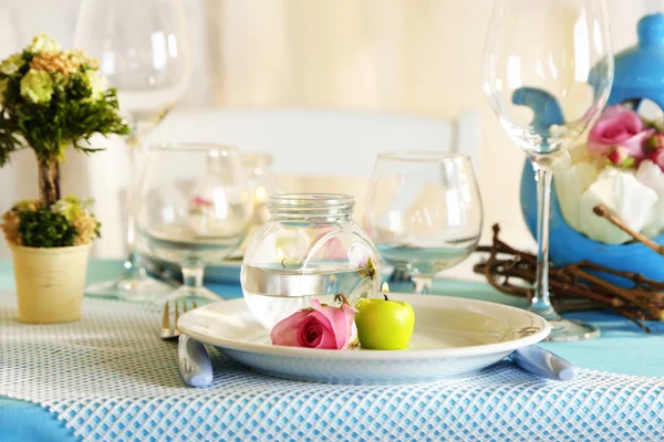 Beautiful holiday Easter table setting in blue tones, on light background — Stock Photo, Image