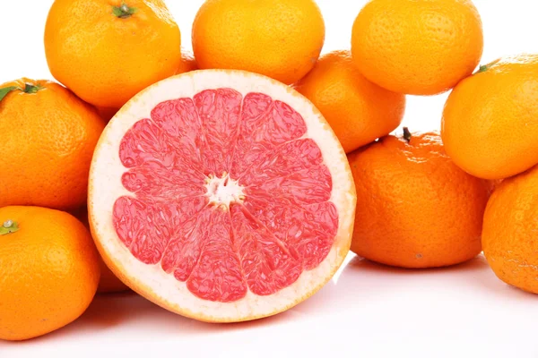 Ripe sweet tangerines and grapefruit, isolated on white — Stock Photo, Image