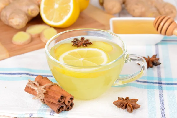 Healthy ginger tea with lemon and honey on table close-up — Stock Photo, Image