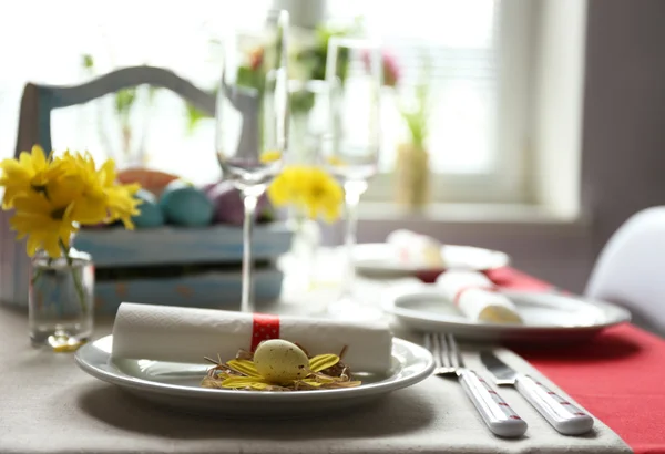 아름 다운 휴일 부활절 테이블 설정 — 스톡 사진