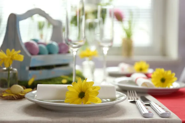 Beau décor de table de Pâques vacances — Photo