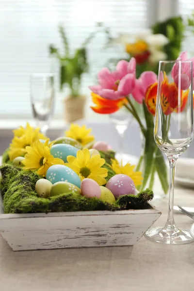 Vacker semester påsk dukningen — Stockfoto