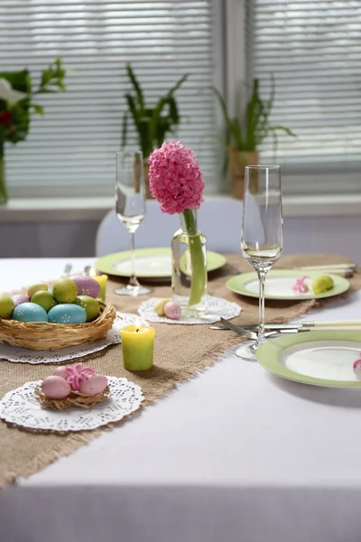 Beautiful holiday Easter table setting — Stock Photo, Image