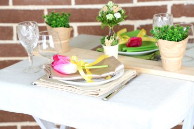 güzel bahar sofra parlak zemin üzerine