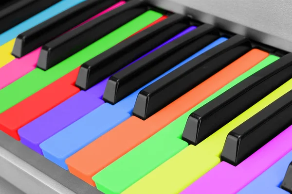 Fondo de teclado de piano colorido — Foto de Stock