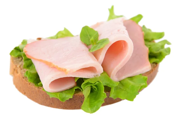 Sanduíche delicioso com alface e presunto isolado em branco — Fotografia de Stock