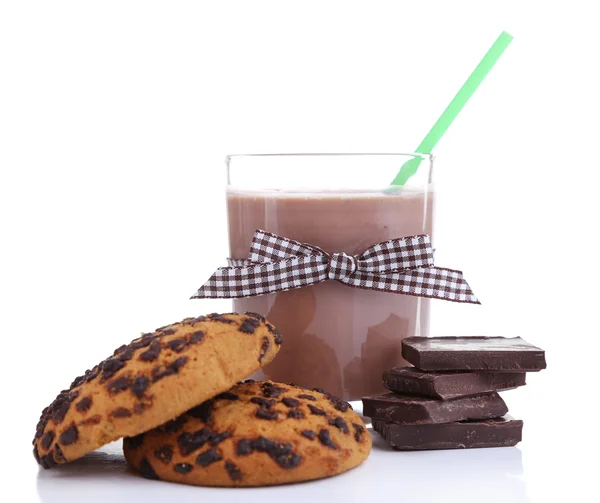 Chocolade melk geïsoleerd op wit — Stockfoto