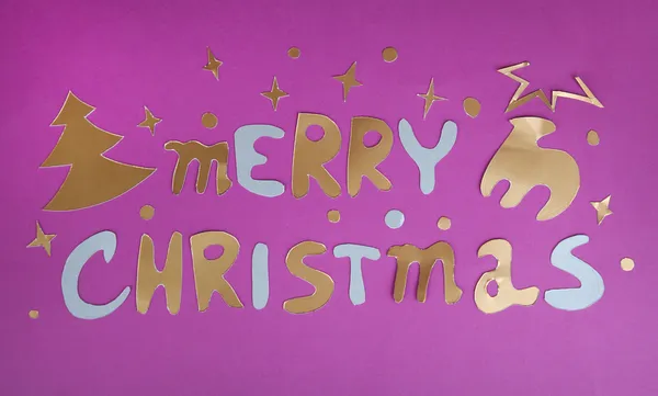 Merry christmas belettering op paarse achtergrond — Stockfoto